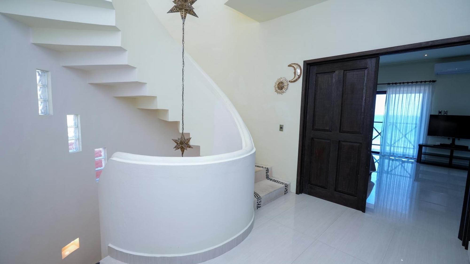 Casa Javi- Ocean Front Located Mid Isla Mujeres Vila Exterior foto