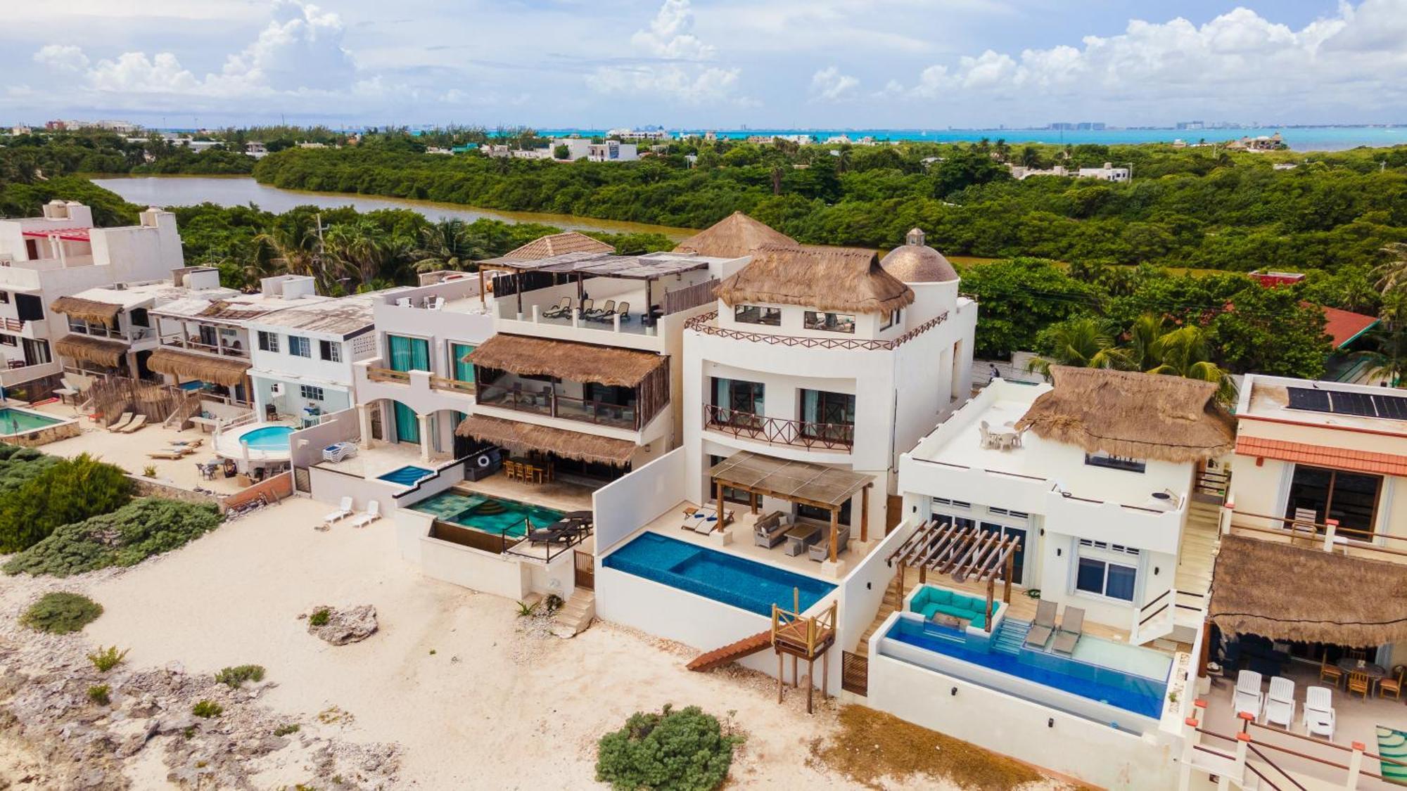 Casa Javi- Ocean Front Located Mid Isla Mujeres Vila Exterior foto