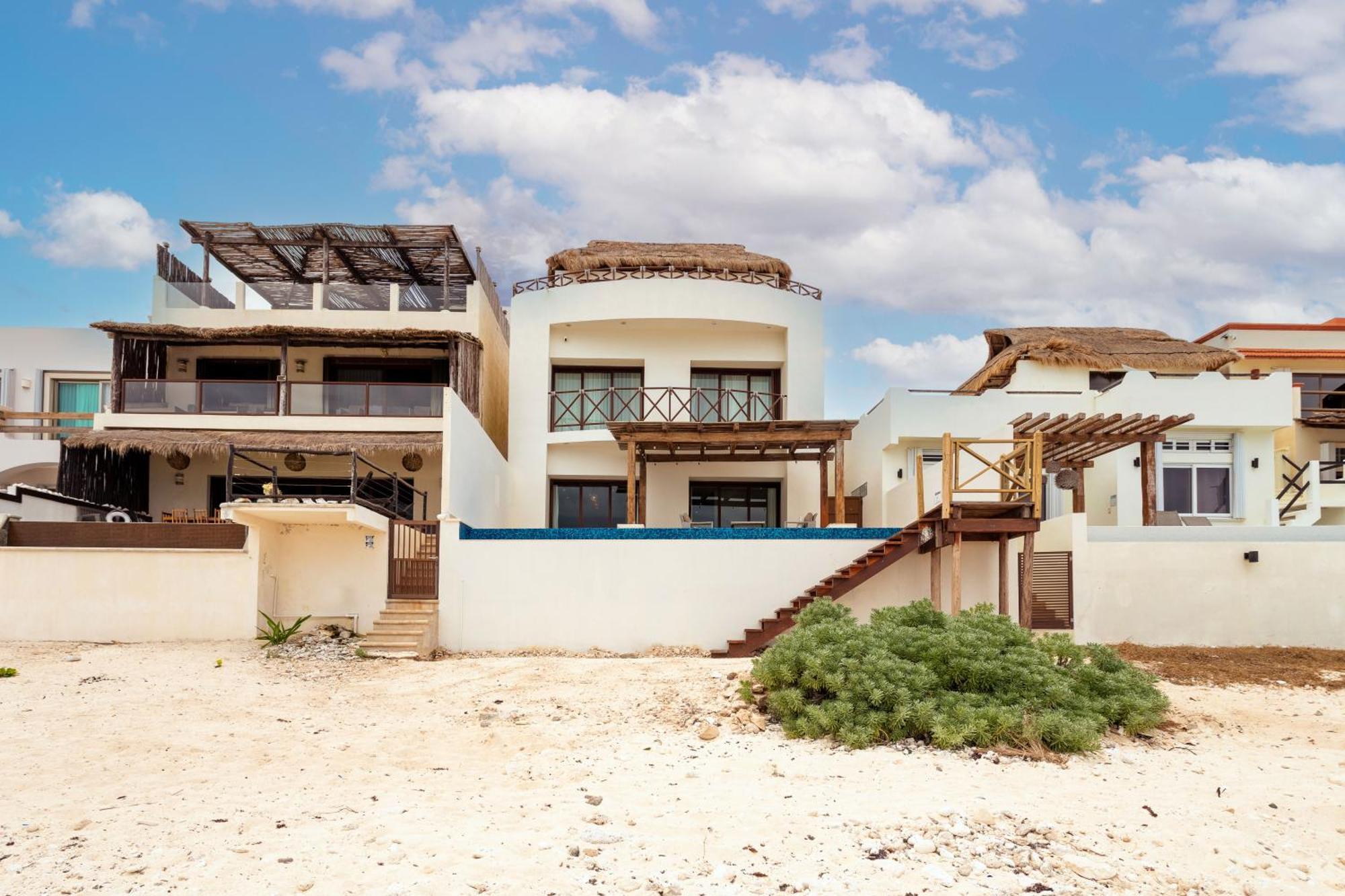Casa Javi- Ocean Front Located Mid Isla Mujeres Vila Exterior foto
